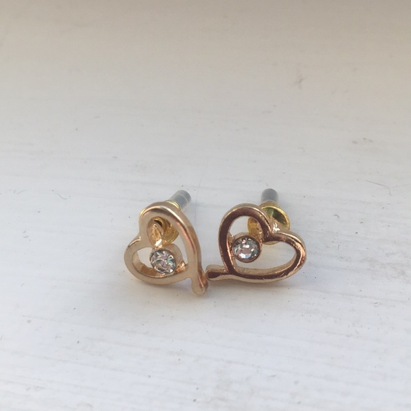 Valentine's Day earring bundle! 3 for $10 💗 - Picture 3 of 4